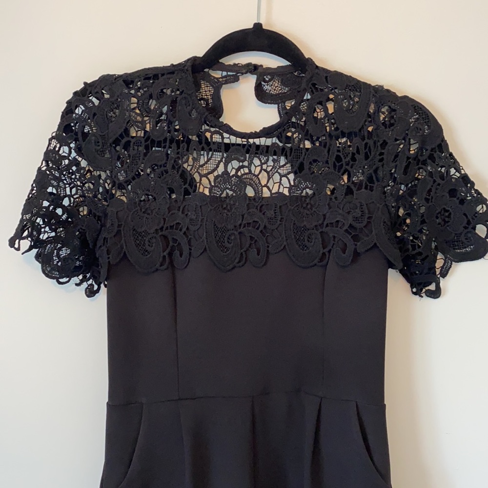 Black lace short romper - Picture 2 of 7